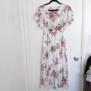 Romantic Roses Flutter Sleeve Maxi Dress in Blush and White